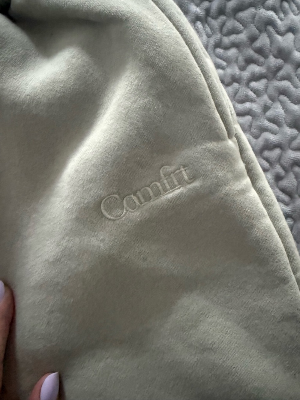 Comfrt Sweatpants - Picture 3 of 5